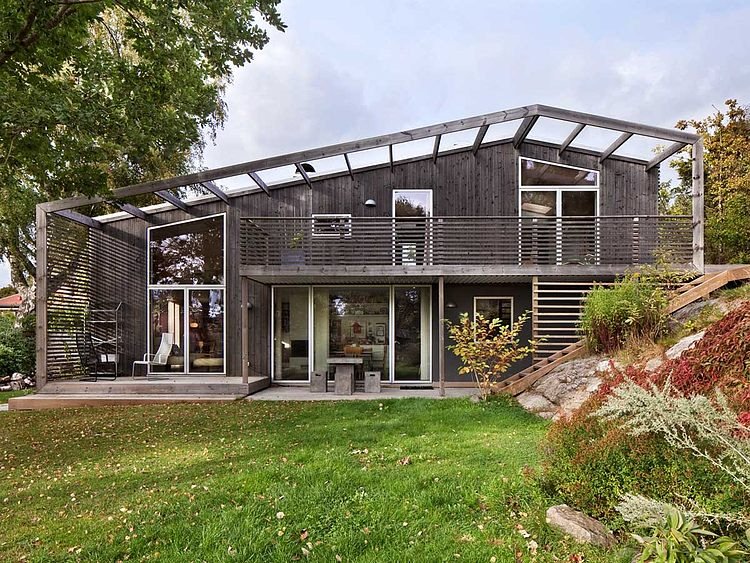 HomeAdore's tweet photo. Green Bean House by Arctic Studio

https://t.co/2nS7ep9RTJ

#decor #architecture #interior #interiordesign https://t.co/7G2VZLKs9B