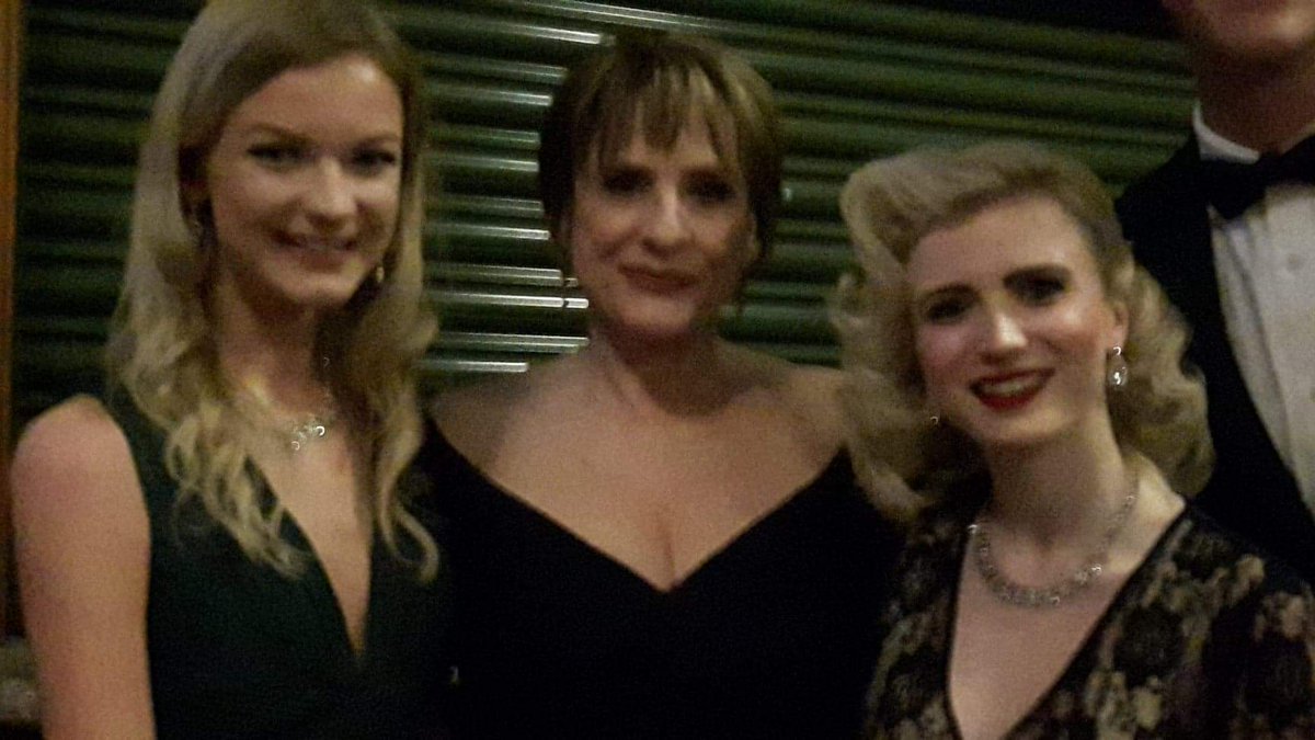 Miss Laura Bill tweet media