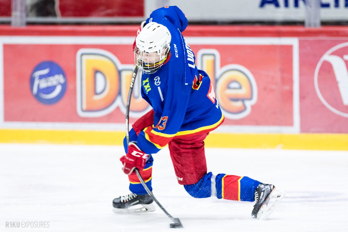 r1kuexposures's tweet photo. Kuvasatoa menneen viikonlopun #FinnairFinalWeekend-lopputurnauksesta: https://t.co/JVSGCcWcCt
B-nuorten Suomen mestari: Helsingin Jokerit
Pe 05.04.2019 Kärpät 2–3 Jokerit
La 06.04.2019 Jokerit 2–3 (ja.) Kärpät
Su 07.04.2019 Kärpät 2–3 (ja.) Jokerit
#BSMfi #Jokerit #Kärpät https://t.co/tLiFstgaTC