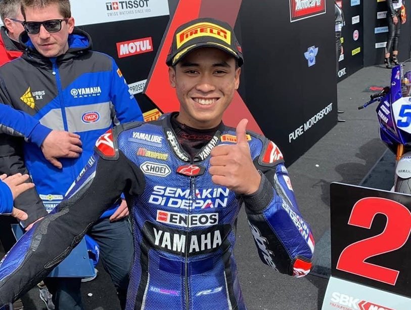 Start Dari Posisi ke-2 WSSP300 Aragon 2019, Galang Hendra Siap Unjuk Gigi | #News | #eXtremeINA
extremeina.com/start-dari-pos…

<a href="/GalangHendra55/">GHP55🇮🇩</a> @YamahaIndonesia <a href="/YamahaRacing_Id/">Yamaha Racing ID</a> #asphalt #extremeinadotcom #indonesia #GalangHendra #racing #WSSP300 #AragonWorldSBK