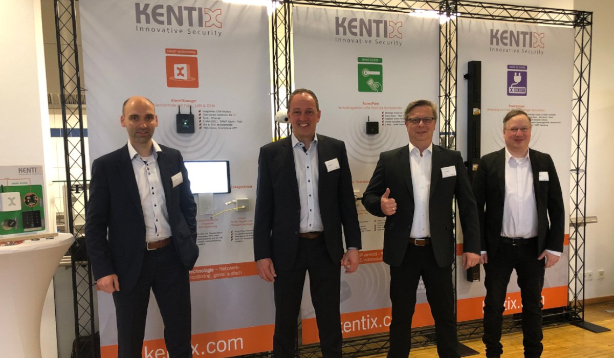 KentixGmbH's tweet photo. Unser #Sales-Team ist bereit für das #MxSummitDACH_2019 im @MOBOTIX_DACH Headquarter in Langmeil.
360 #SmarBuilding #Security #Fair https://t.co/c6KjNA78lR