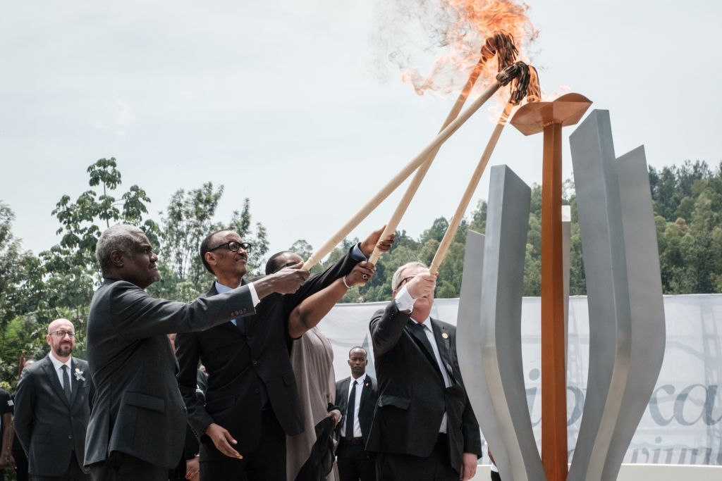 bbgoriginals's tweet image. 🇷🇼🕯️ At least 800,000 people were killed in the 1994 Rwanda genocide.

On the 25th anniversary, Rwandans will mourn for 100 days, the length of the massacre #Kwibuka25