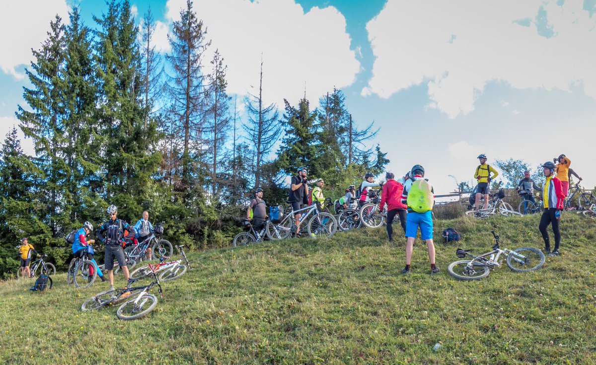 Offroad is crowded today :)

Photo by <a href="/dejan/">Dejan Varadinac</a>.vuckovic (SteemIt) <a href="/vuckovic_dejan/">Dejan Vuckovic</a> (Twitter)
goo.gl/U5MTyj                                 

#bicycle #cycling #photography #travel #share2steem