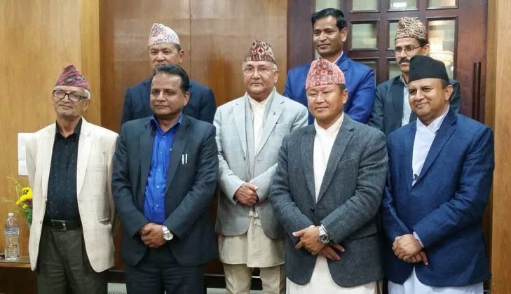 सातै प्रदेशका मुख्य मन्त्री सँगै  सम्माननीय प्रधानमन्त्री  प्रादेशिक  बिकास वारे जानकारी को अवसरमा 🍿🍿
