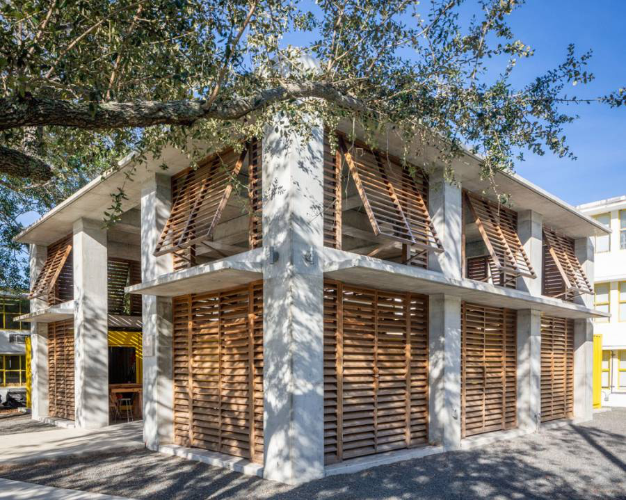 cyberarchi's tweet photo. Avec le BuildLab, le département Architecture de l’Université de Miami inaugure un centre d’apprentissage immersif, conçu par un professeur et ses étudiants. Cet espace leur permettra de développer leurs projets dans un endroit protégé
https://t.co/6ZNcikHxgt https://t.co/riolL6SLwV