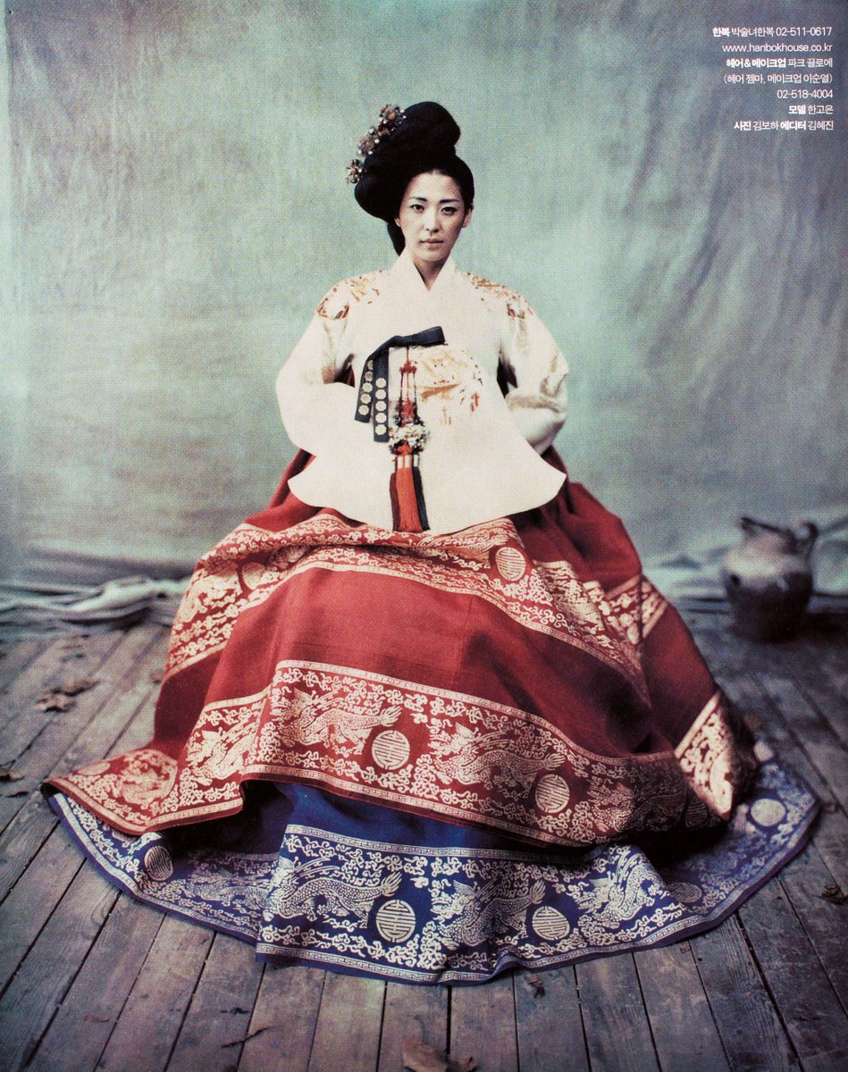 <경성스캔들>드라마가 끝나고 난 뒤에 주인공이었던 배우 한고은씨와 다시 만나 찍은 화보 사진들입니다. #박술녀한복 #한복 #박술녀 #잡지 #화보...