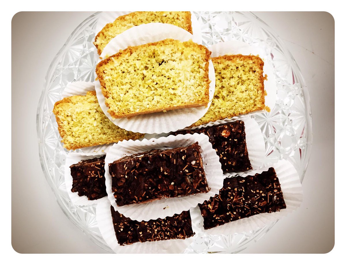 FactoryClay's tweet image. Monday's menu @RedPodFood 12.30-2pm:
Roasted Sweet Potato, Red pepper &amp;amp; Tomato Soup s/w  Sourdough
Moussaka s/w Crispy Green Salad
Roasted Mediterranean Vegetable Tart s/w 2 Salads
Lemon Drizzle Cake
Dark Chocolate Slab Cake
Hot Chocolate 70% Cocoa Solids Barista Style ‘Oatly’