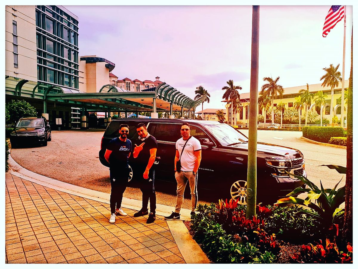 Le groupe ALMA CHULA continue sa tournée internationale. Après les plages de Florides à Miami, direction #Dubai.

"La gloria", leur magnifique 1er album est toujours en vente. Découvrez l' univers musical de ce groupe originaire de #bayonne et du #PaysBasque