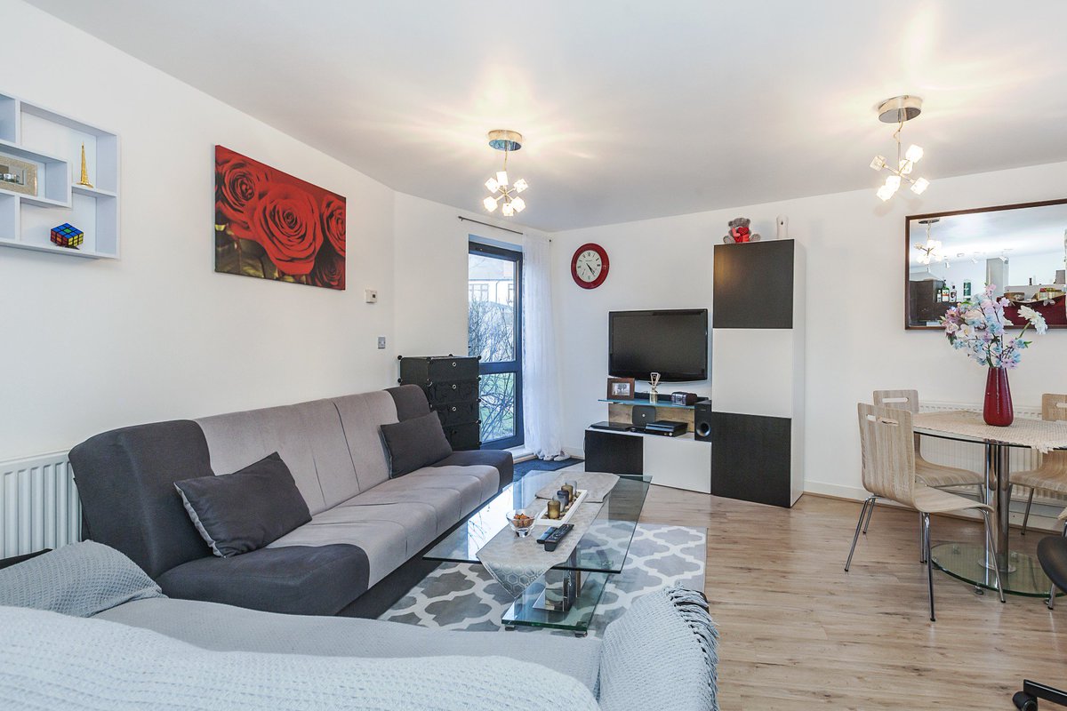 pgestates's tweet image. #NewListing #GantsHill #Ilford #London #EstateAgent