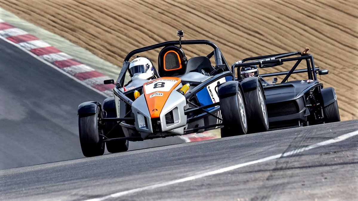 Brands_Hatch's tweet photo. The @750MotorClub storm into Brands Hatch this weekend (13/14 April) for two days of racing on the challenging Indy circuit! 

https://t.co/mGb5YENJVx https://t.co/OrHtoHvNxX