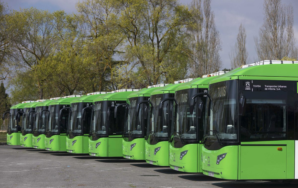 VectiaMobility's tweet photo. #Vectia ha entregado a Tuvisa cinco nuevos Veris .12 Hybrid, fabricados con las mismas características que los cinco anteriores modelos, suministrados a Vitoria-Gasteiz en septiembre de 2018 https://t.co/BC2aUvfsIQ