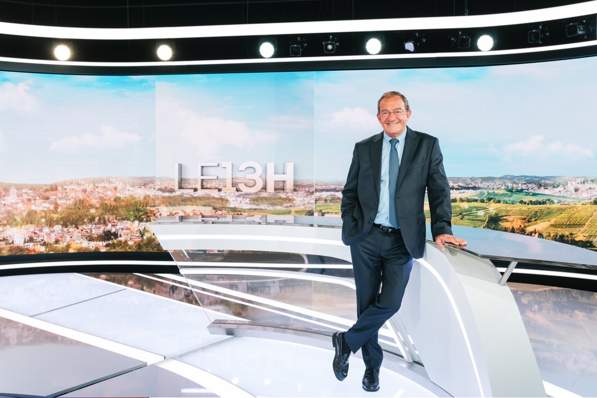 TF1Info's tweet photo. Nous souhaitons un très joyeux anniversaire à notre Jean-Pierre Pernaut @pernautjp 😉🎂🥂👏 🎉 https://t.co/LNXl6WyqrL