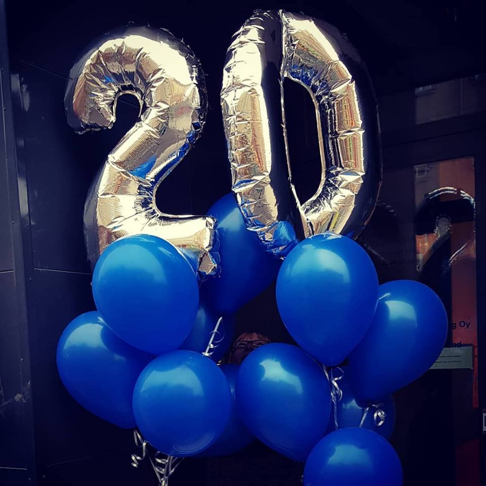 MedilaserOy's tweet photo. Tampereen Medilaser täyttää tänään 20 vuotta! AVOIMET OVET, tule tutustumaan tiloihimme klo 10-15, yllätyslahja asiakkaille. https://t.co/LgwB3wepmD