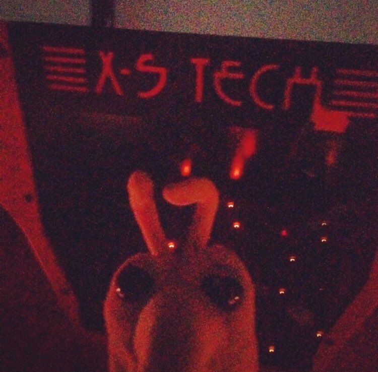 ExtraTERRORt's tweet image. 