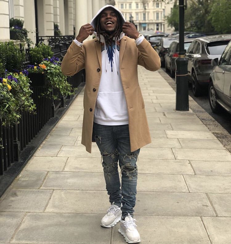 renatosanches35's tweet photo. Smile bro 😃 https://t.co/kybhqIvrlc