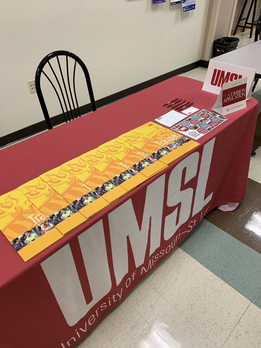 umsltransfer's tweet photo. UMSL is live at John Wood Community  College in Quincy, IL. Zak will be hosting a transfer table from 10AM-1PM in the student center. Please stop by for all of your transfer questions! https://t.co/2tnL4hJYBm
