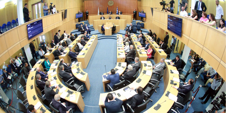 Πόσες φορές πιάστηκε «αδιάβαστη» η Βουλή – Οι αντισυνταγματικοί νόμοι από το 2012 μέχρι σήμερα #Cyprus sigmalive.com/news/politics/…