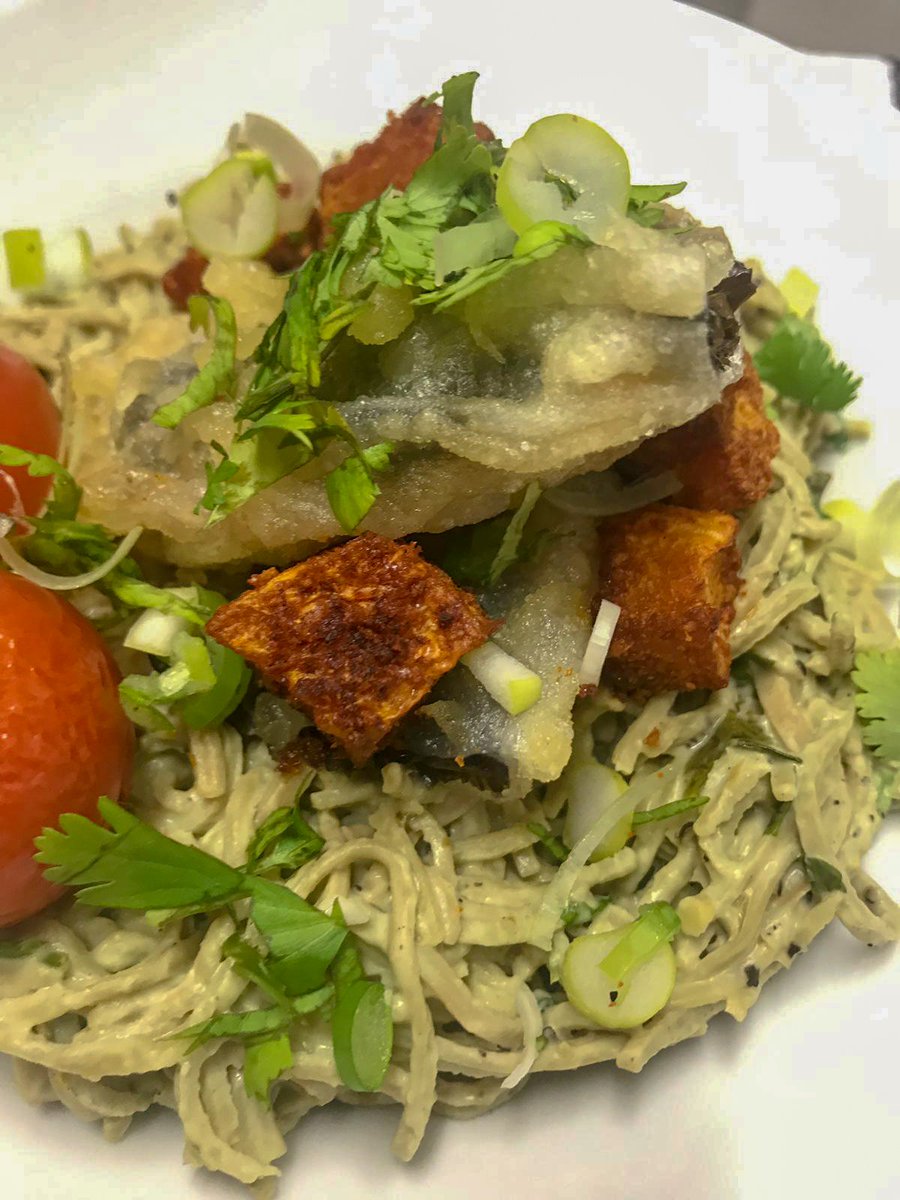 Our new dish is the perfect alternative to sea bass, with vegan cheese, gluten free spaghetti, and a variety of beautiful seasonings.

#rasculture #vegancheese #veganuk #veganenergy #chef #spinachpasta #eatwithselflove #veganlife #lemongrass #seabass #motherearth #butternut