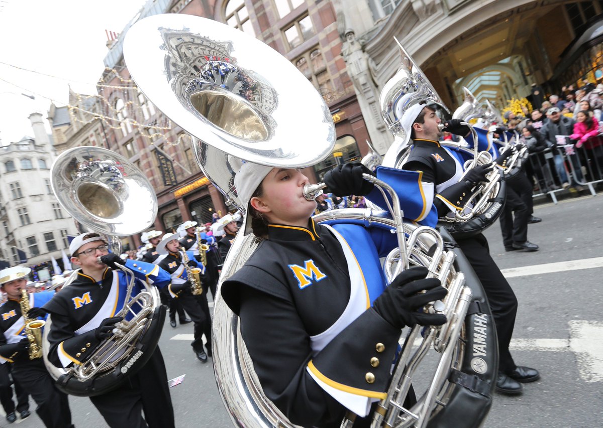 london_parade's tweet photo. Today's #MondayMotivation comes from the @McNeese University Marching Band and Cheerleaders at LNYDP 2018! 

#lnydp #lovelondon #London #NewYears2018 @McNeeseBands https://t.co/9unMaNT1ai