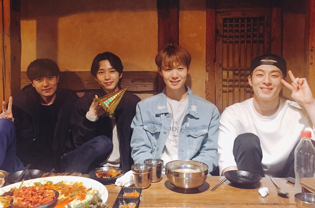 rebIue's tweet photo. happy birthday to our leader 🥺💗 #HappyDongsungDay #SEODONGSUNG  #서동성  #허니스트  #HONEYST https://t.co/RrI6BY8uBF