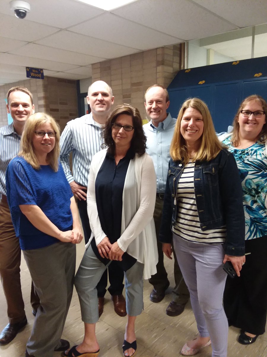 LearnAtCCS's tweet photo. CJHS math is wearing blue in support of April Child Abuse Prevention Month. 💙#WearBlueMonday #PinwheelsForPrevention #WeAreClarkston @CAREHouseOC https://t.co/rKYvNibKbP