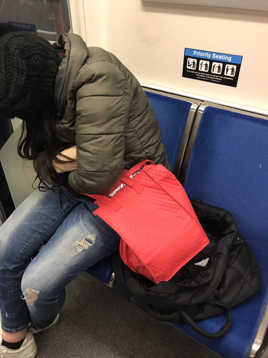 olgieiscurious's tweet photo. What to say?
What to do?
#wakeuplady #ttc #seatsareforpeople #yourdailydoseofttc #shame #itsrushhour https://t.co/jMKqZaoLUe