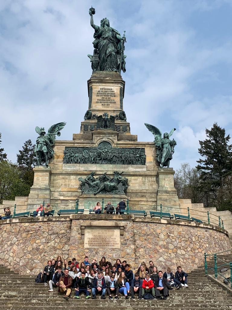 SalesianosPZB's tweet photo. Intercambio de 2° ESO… En el Valle del Rin https://t.co/GOk9a471Vp