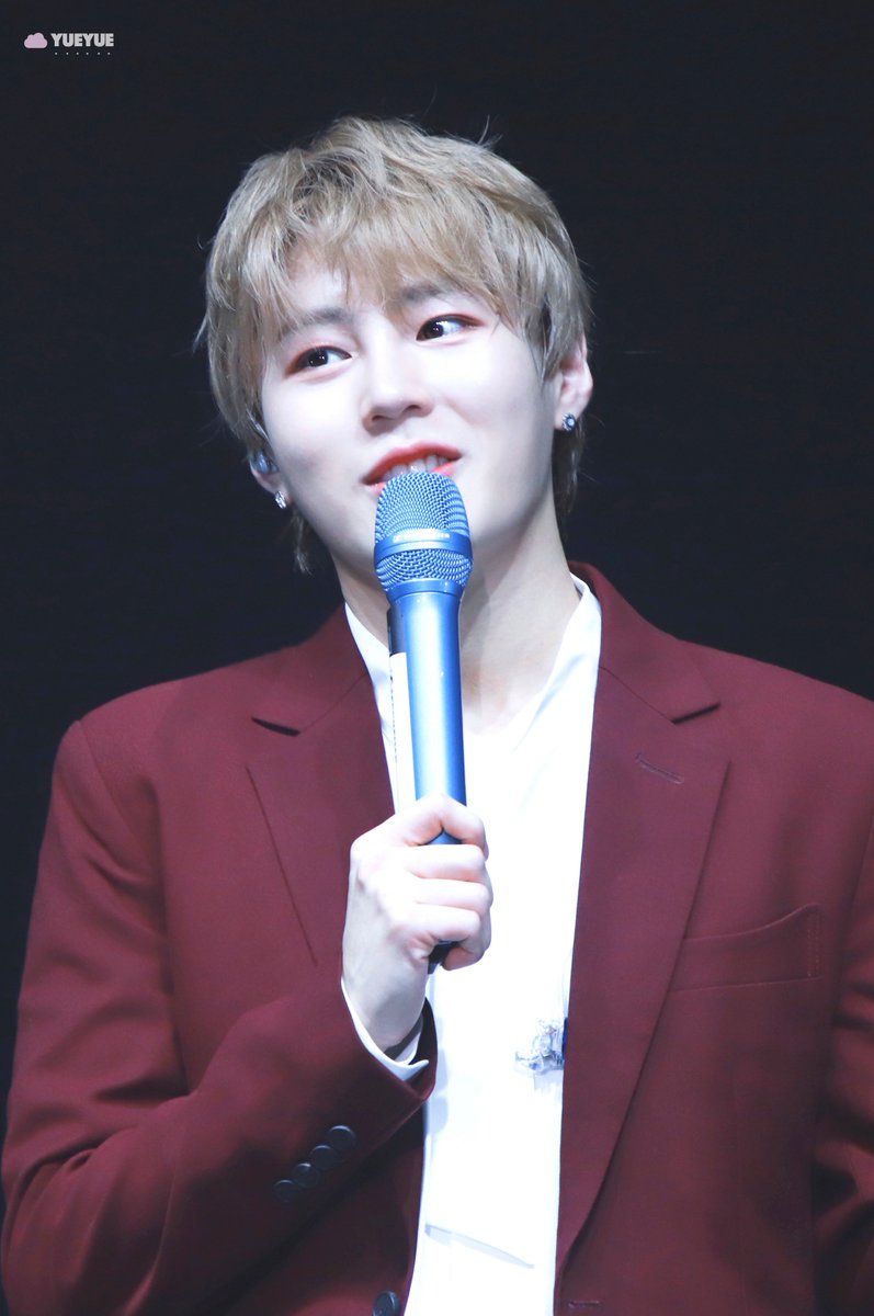 🌹🌹
https://t.co/EluZYqRVWc
https://t.co/rIlgzvyQlJ
#하성운 #HASUNGWOON #ハソンウン #河成云 #MyMoment #BIRD https://t.co/Uj5MFRhiIP