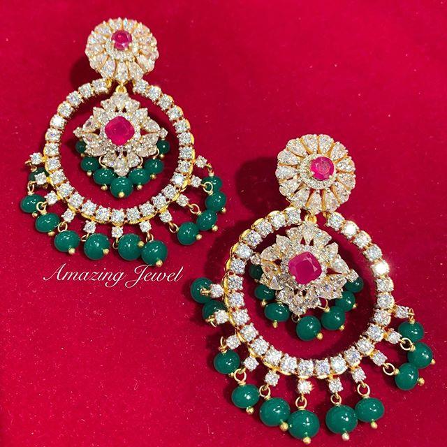AMAZINGJEWEL1's tweet photo. Contemporary Chandbali in Sterling Silver ,paired with Swarovski, Hydro Ruby and Emerald, to enhance your look at any occasion.  Call : 91-77422-99893.  #instajewellery #designerjewellery #polkijewellery #traveljewelry #finejewelry #chandbali #earrings #… https://t.co/WQxzTAwlHf https://t.co/RicilcfSqL