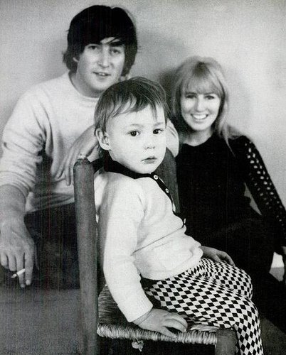 HAPPY, HAPPY BIRTHDAY, JULIAN LENNON(  2 U always!                                