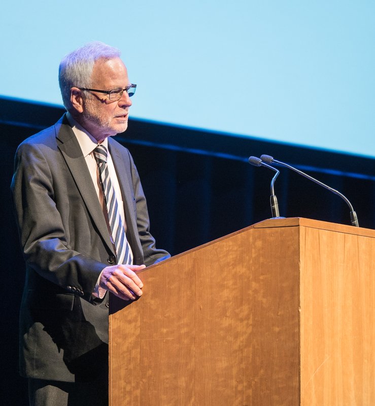 Happeningevents's tweet photo. A full audience for 'Brexit through the ages' with the eminent  Barry Eichengreen, University of California, Berkeley.  
@ScotEconSoc #SES2019 @MKL4ES https://t.co/gCkhnGLIB9