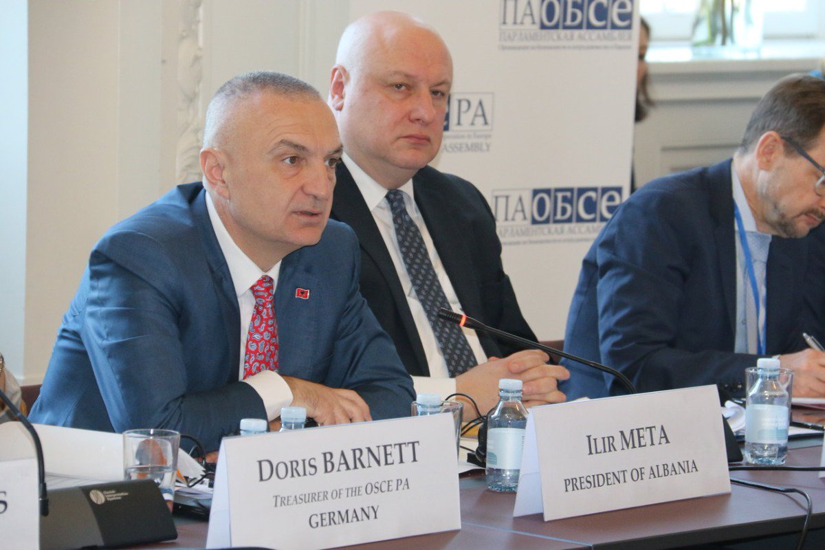 ilirmetazyrtar's tweet photo. #Shqipëria🇦🇱 përkushtohet për tejkalimin e sfidave të sigurisë, forcimin e platformës @OSCE për #dialogun, #bashkëpunim &amp; #siguri, ndihmën ndaj vendeve drejt rrugës europiane &amp; euroatlantike.🇦🇱🇪🇺 https://t.co/3UENy2dVcf