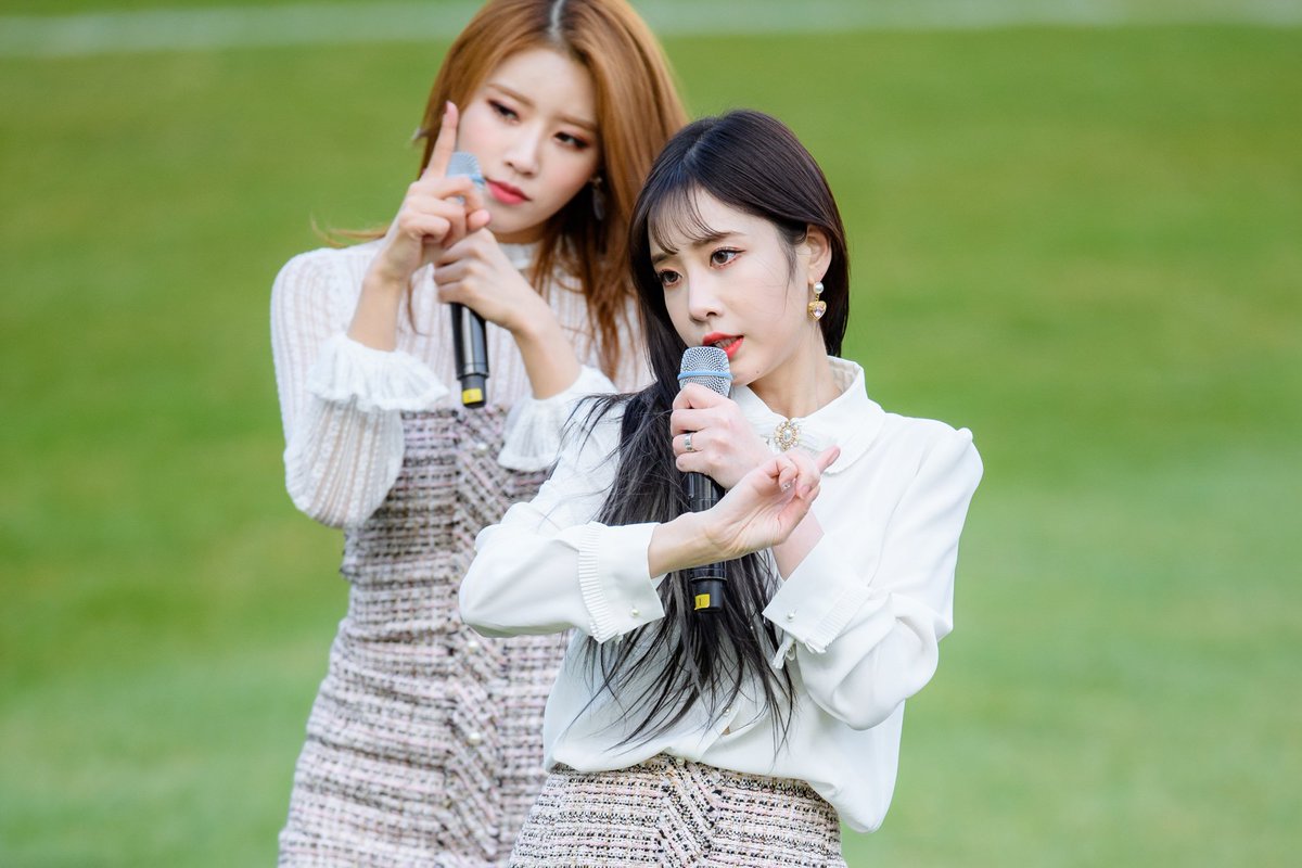 gallrof-Lovelyz tweet media