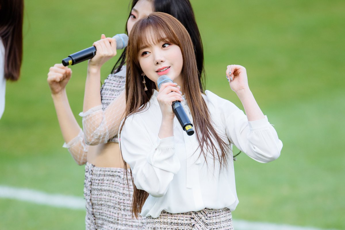 gallrof-Lovelyz tweet media