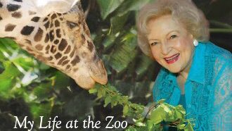 Happy #NationalZooLoversDay to our favorite animal lover!🦒 #zoo #zoolovers #zooloversday #animals #animallovers #bettywhite #goldengirls #thegoldengirls #mondaymood