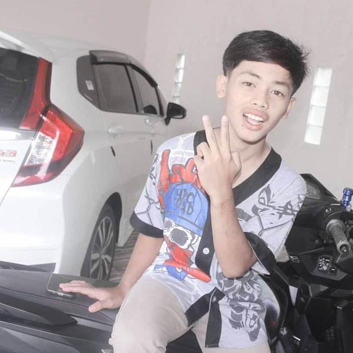 BoloFirdaus's tweet photo. Miss my adek
Semangat boskuu https://t.co/tkU5iwh5Ol