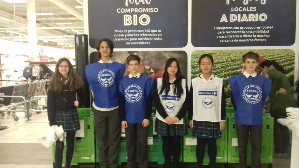 TrinityCollege1's tweet photo. ¡Gracias a todos los miembros de nuestra Comunidad Educativa que han participado en esta nueva edición de la #OperaciónKilo del @GranRecogidaMad #WeAreTrinityCollege 🦁#TrinitySolidario #Colegios #Educación #Padres #Sanse https://t.co/tosBnsB9rJ