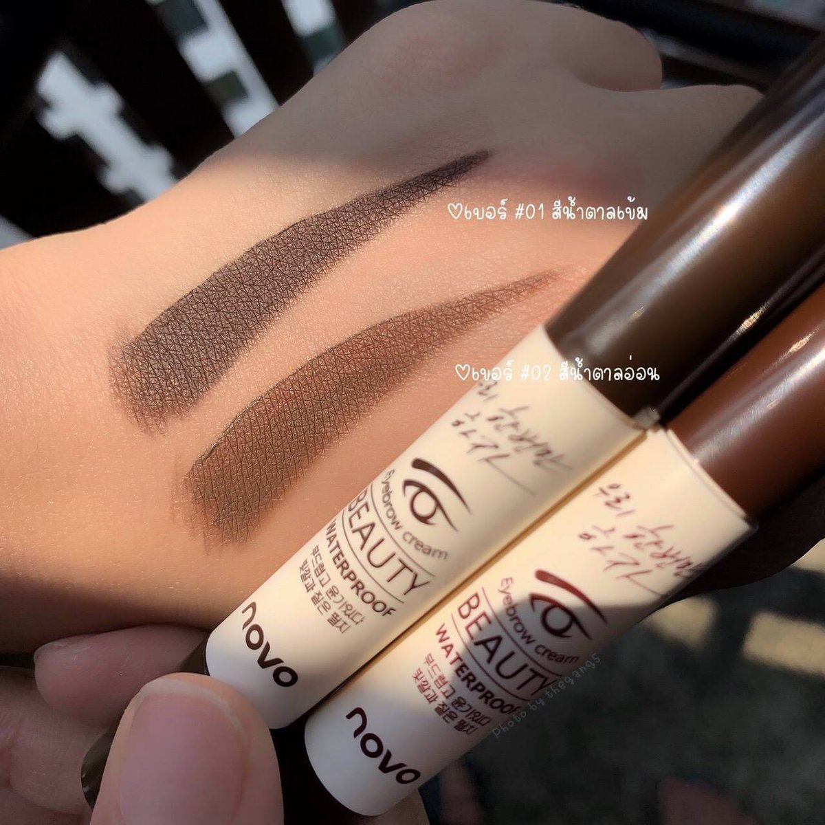 CShop47's tweet image. ‼ของแท้‼ แท่งละ 80฿
💦Novo คิ้วเจล 💦
กันน้ำ กันเหงื่อ ไม่หลุด คิ้วเป๊ะทั้งวัน มาพร้อมพู่กันวาดง่าย ใช้งานสะดวกมาก สงกรานต์นี้รอดแน่นอน
 #เครื่องสำอางราคานักเรียน #เครื่องสำอาง #เครื่องสำอางกันน้ำ #ดินสอเขียนคิ้ว #novoคิ้วเจล #คิ้วสะดวกเป๊ะ #คิ้วเจล