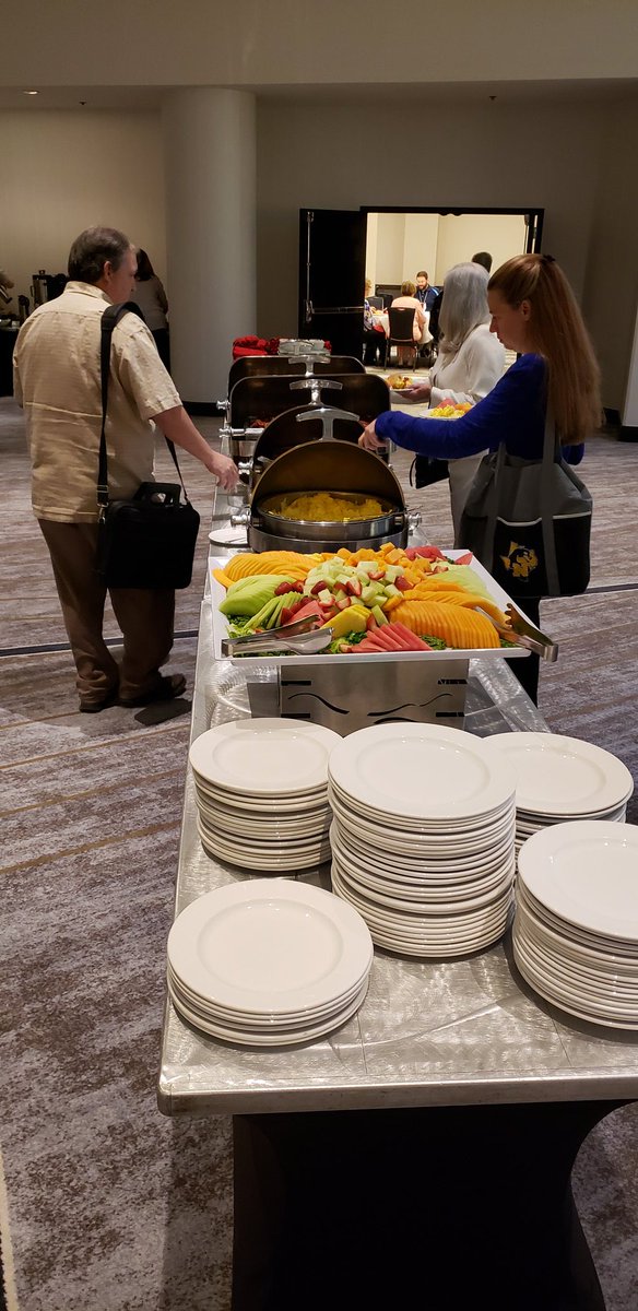 Grabbing a little breakfast before the first day of sessions for #TSUN19