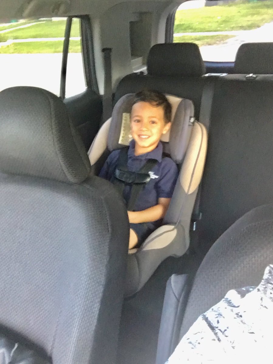 Sammy317's tweet photo. Good morning:) I got to play #PapaSam this morning. #HelloThere #MondayMotivaton https://t.co/fbazASBHOO