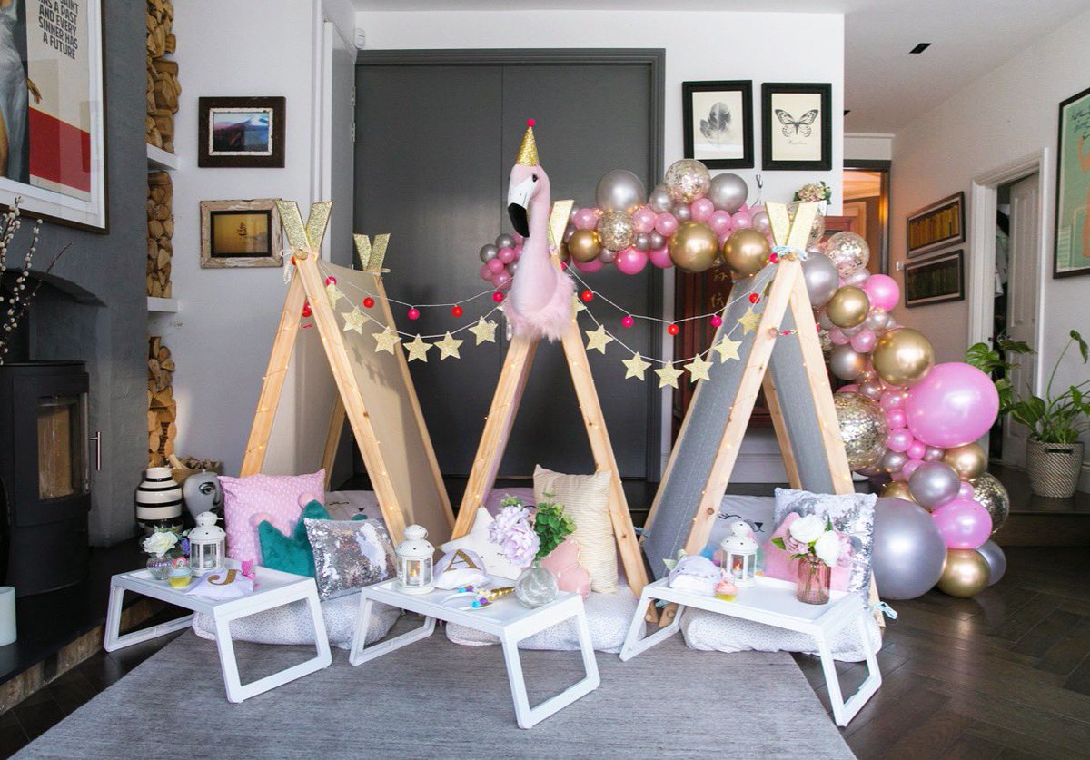 Did you manage to catch us on <a href="/channel5_tv/">Channel 5</a> ? This was the set up that we filmed. How gorgeous is this balloon bunting created by A Party Palace