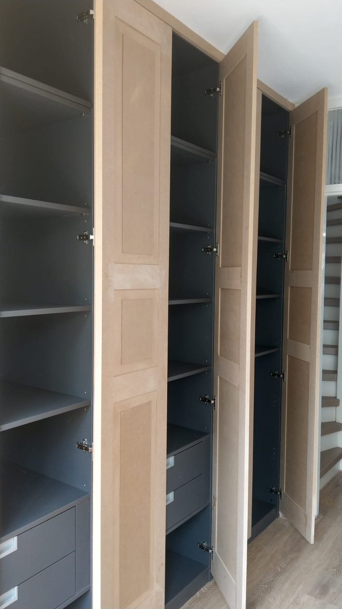 Dat maken wij #mooiopmaat hier in #DenHaagin onze #DHZ winkel ;-) #houtwinkel #cnc #wijhelpen
