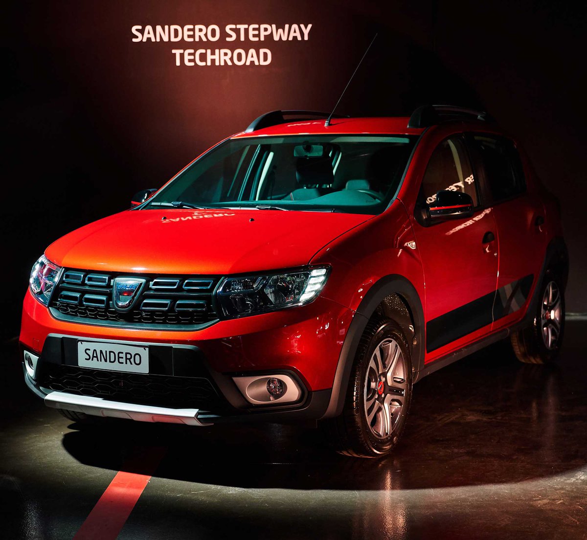 daciaitalia's tweet photo. Design esclusivo, stripping laterale e personalizzazioni inedite, oltre alla nuova tinta Rosso Fusion.
Scegli #Sandero #Stepway Techroad per uno stile decisamente al top 😎
Scopri la Serie Speciale #Dacia #Techroad al completo 👉 https://t.co/mpLouJ6mGR https://t.co/Jg9xlP5PyV