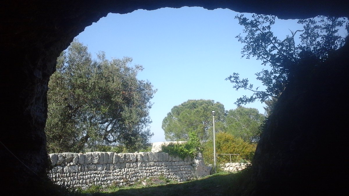 Sargir1's tweet photo. L'insediamento #Rupestre di #Macurano: #Trekking nel cuore del #Salento, fra storia e splendidi #paesaggi fermi nel tempo.

Questo e tanto altro su #SargiròChannel: https://t.co/sGAqB8qBVJ https://t.co/YNPvN80aO2