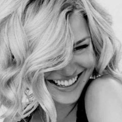 KolaradoPoet's tweet image. #CoolInsurance
My personal guard is exception, his
boxing training involves,blindfolded
against 4 blindfolded,had never lost once,wrist thick like ankle,I pity who
underestimate him,added to this is
OPC African Insurance, lucky I have
him anytime,