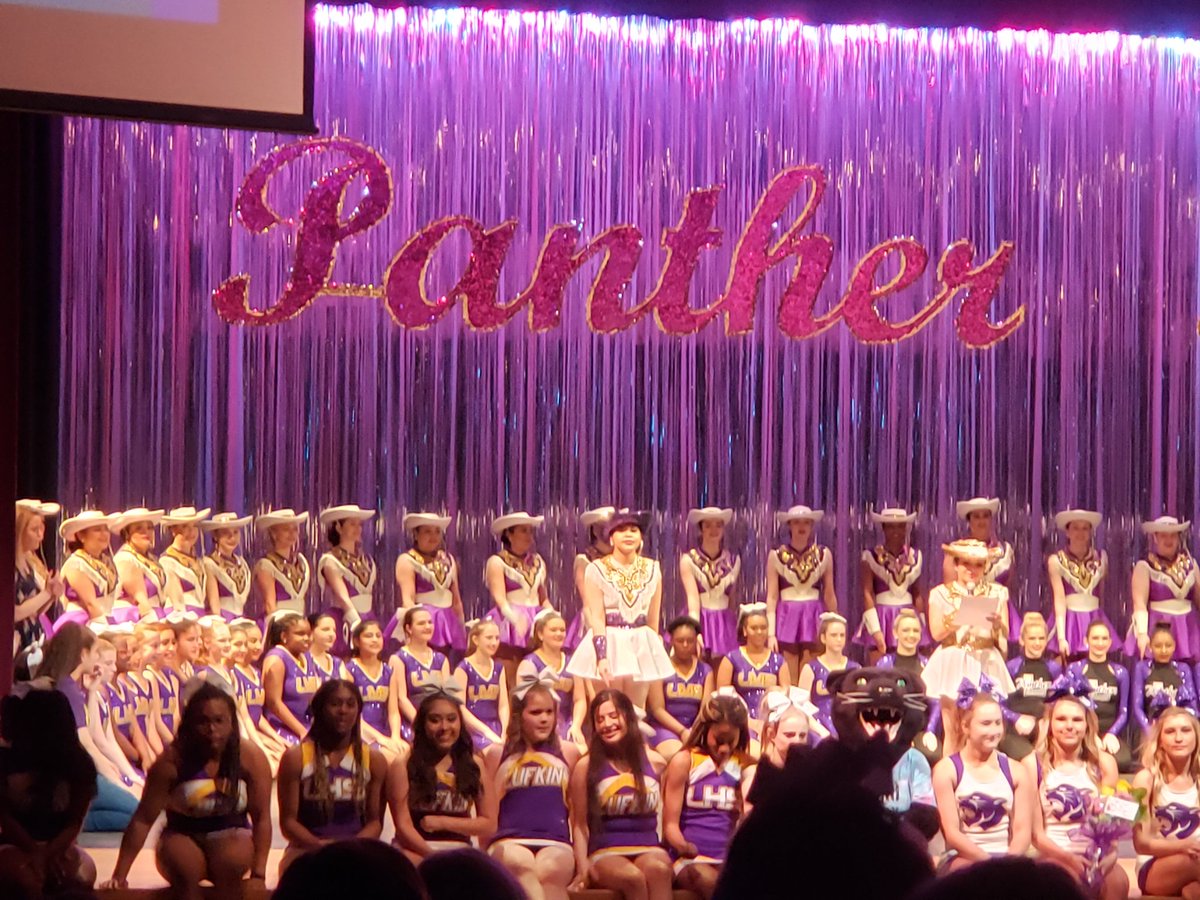 media_lhs's tweet photo. Congratulations on two amazing shows @lhspantherpride, JV Drill and LMS Drill! @johnna_walker @cook_caron @debbiecakes48 @BrandonHBoyd @asoderquist #LPNoLimits https://t.co/GouUozicCc
