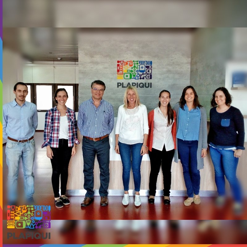 plapiqui's tweet photo. #PLAPIQUI tuvo el agrado de recibir al Prof. Luis Marcelo Tavares, quién dictó el curso de posgrado "Milling: From Particle Breakage to Avanced Simulation"y  el seminario "Advances in Mechanistic Mill Modeling"

Gracias por venir! https://t.co/lE49CKnEJD