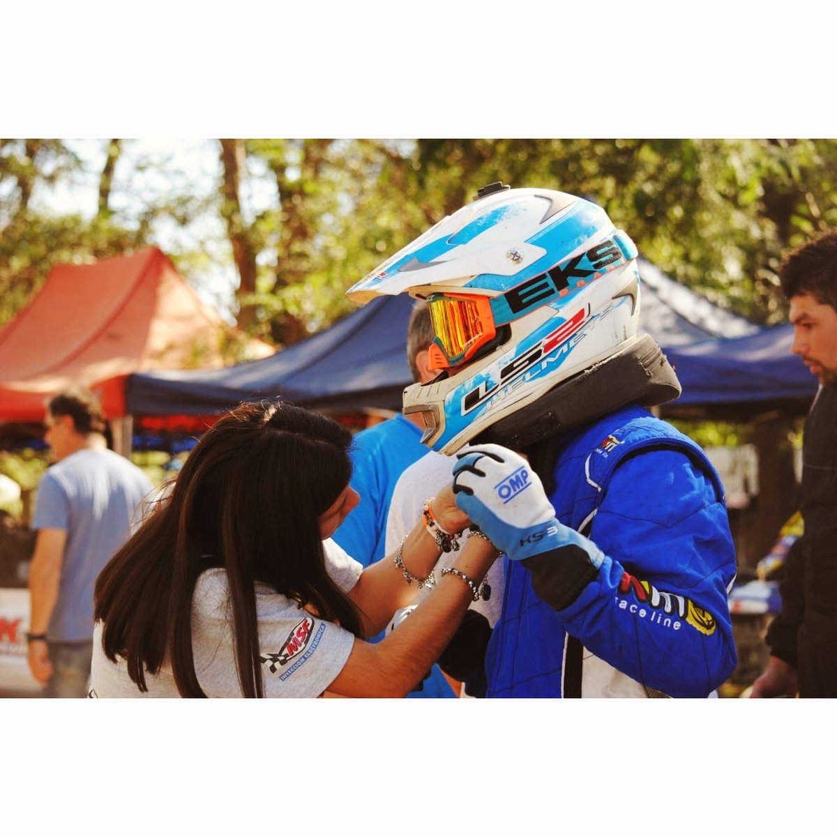 ayleeenantonela's tweet photo. Las imágenes lo dicen todo. Feliz de poder acompañarte en esto que tanto nos gusta, estoy orgullosa de vos, te amo por y para siempre @NGuinni ❤️🏁🐬 #VamosEl386 #KDC #125Libre #Salto https://t.co/6yFwKZL7IY