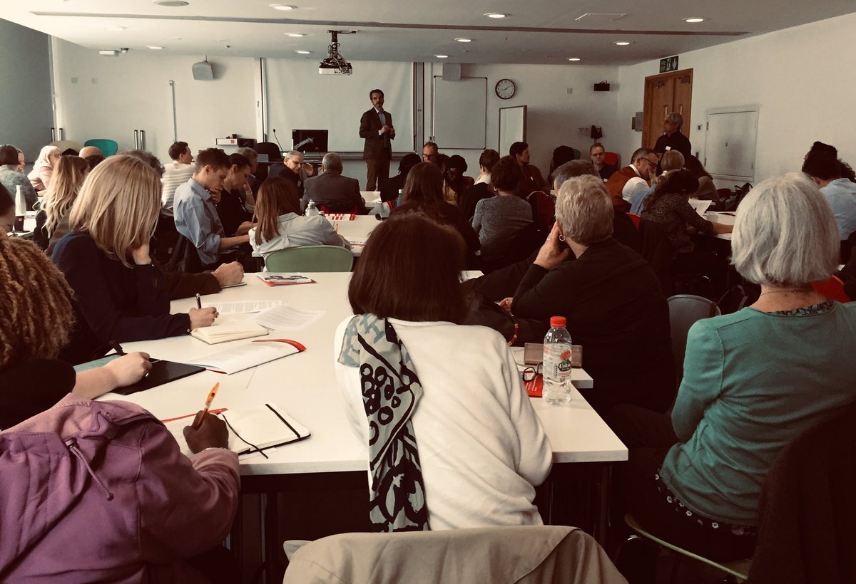 ipredictawyatt's tweet photo. “Humanitarianism vs Politics” workshop #SCconf100 https://t.co/uTJK63nGL9