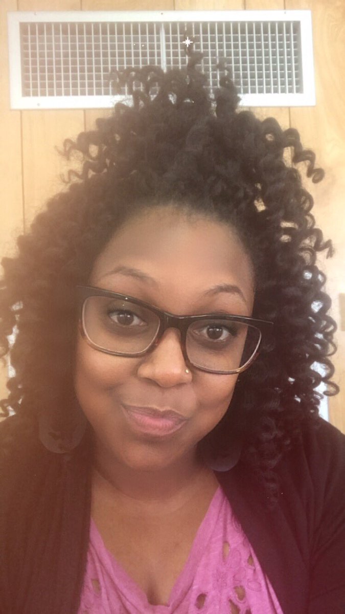 TiffanyT_116's tweet image. Super excited that #SELebrationWeek is finally here!!! I’m celebrating unique differences from head to toe with my crazy hair and crazy socks!!! Social and Emotional Learning matters and I love everyone is joining in on the SELebration!!! 
🎉🎉🎉
@sel_vcs #SELRocks